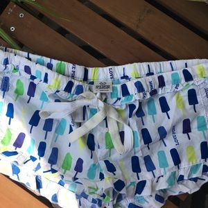 Early 2000s vs pink sleep shorts